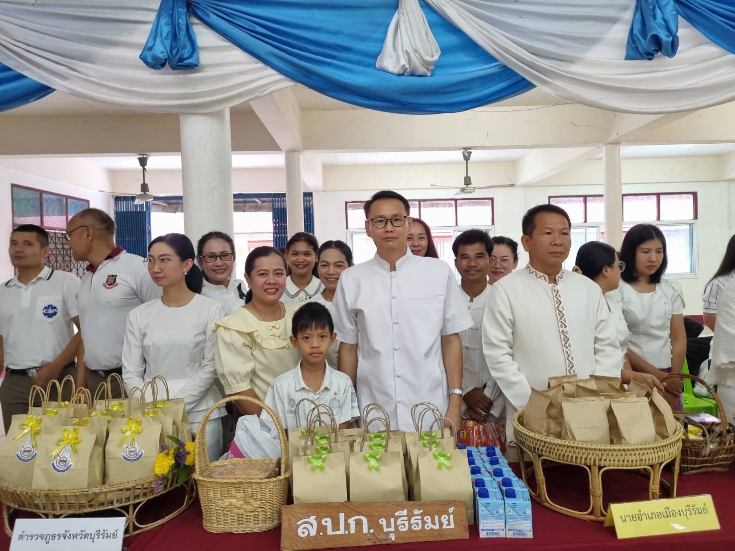 title - วันที่ 3 มีนาคม 2569 นายประเสริฐ กาญจนเกียรติกุล ปฏิรูปที่ดินจังหวัดบุรีรัมย์ พร้อมด้วยนางนวลละออง ชูมาตย์ ผู้อำนวยการกลุ่มยุทธศาสตร์และการปฏิรูปที่ดิน และเจ้าหน้าที่กลุ่มยุทธศาสตร์ฯ ส.ป.ก.บุรีรัมย์ ร่วมกิจกรรมส่งเสริมการเผยแผ่พระพุทธศาสนา เนื่องในเทศกาลวันมาฆบูชา ประจำปี 2569